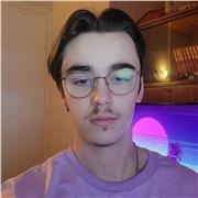 Professeur de cuisine à distance diplômé d'un BP et d'un CAP avec plus de 5 ans d'expérience